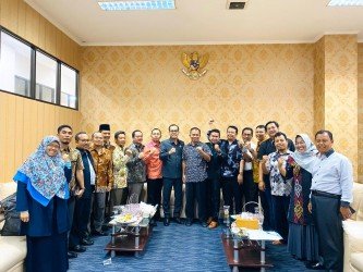 Pimpinan dan Anggota Badan Musyarawah (Banmus) DPRD Kabupaten Bekasi