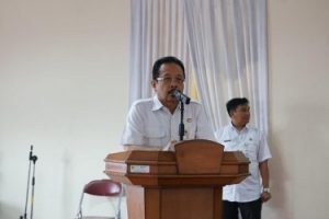 Sekda Kabupaten Bekasi, Uju saat membuka kegiatan Musrenbang Tingkat Kecamatan untuk kegiatan tahun 2021 di Aula Kantor Kecamatan Cikarang Selatan, Rabu (22/01) pagi | Foto: Humas Pemkab Bekasi