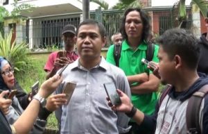 Kuasa hukum termohon, Achmad Junaidi saat ditemui di lokasi pabrik di kawasan industri Delta Silicon Desa Sukaresmi Kecamatan Cikarang Selatan.