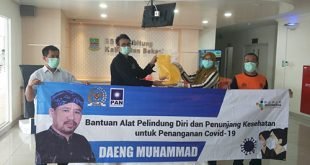 Pendistribusian APD untuk Tenaga Medis di RSUD Kabupaten Bekasi, Kamis (07/05).