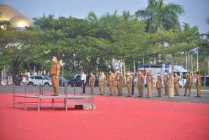 Apel pagi pegawai Pemkab Bekasi pasca pandemi COVID-19 pada Senin (13/07) pagi. | Foto: Humas Pemkab Bekasi