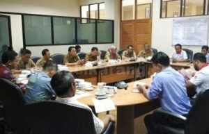 Rapat kerja Komisi IV DPRD Kab.Bekasi, bersama Dinas Tenaga Kerja Kabupaten Bekasi dan Konsulat Cabang FSPMI Bekasi, Senin (28/08).