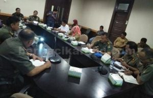 Rapat Kordinasi Penegakkan Perda Nomer 3 Tahun 2016 Tentang Kepariwisataan yang digelar di lantai 2 Gedung Bupati, Selasa (07/11).