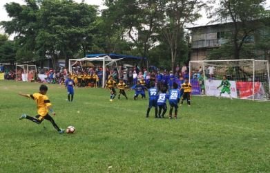 Liga Sekolah Sepak Bola (SSB) yang digelar Asosiasi Kabupaten (Askab) PSSI Bekasi.