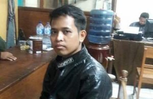 Bams Ismoyo saat diamankan di Mapolsek Ganyam, Polres Bojonegoro, Jawa Timur pada Selasa (27/06) lalu.