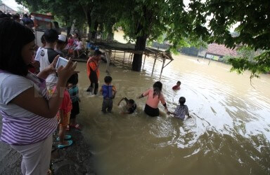 banjir-di-kedungwaringin