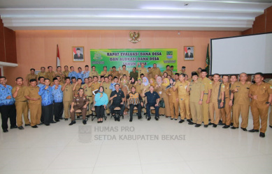 Kegiatan Evaluasi Dana Desa dan Alokasi Dana Desa (ADD) tahun 2018 yang digelar di Gedung Wibawa Mukti, Komplek Perkantoran Pemkab Bekasi pada Selasa (09/04) kemarin | Foto: Humas Pemkab Bekasi