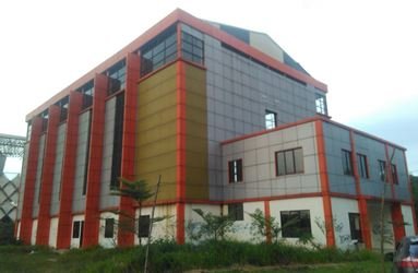 Gedung panjat tebing yang menjadi venue FPTI Kabupaten Bekasi di area komplek Stadion Wibawa Mukti direkomendasikan untuk alih fungsi menjadi Kantor Unit Kerja Keimigrasian (UKK).