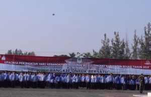 Peringatan Hari Kebangkitan Nasional yang ke-111di lapangan Plaza Pemda Kabupaten Bekasi, Senin (20/05) pagi yang diikuti seluruh Aparatur Sipil Negara (ASN) Pemkab Bekasi, STTD serta unsur TNI dan Polri.