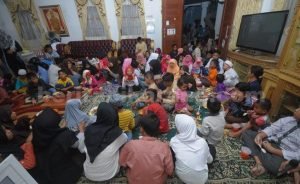 Suasana kegiatan silaturahmi dan buka puas bersama PKB Kabupaten Bekasi dengan masyarakat, Senin (04/07).
