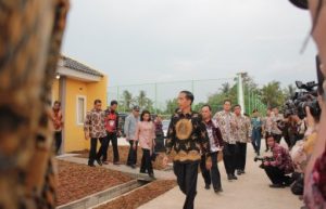 Presiden Joko Widodo saat meresmikan perumahan bersubsidi di Perumahan Villa Kencana Cikarang