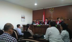 Sidang gugatan perdata kasus pembebasan tanah proyek Kereta Cepat Jakarta - Bandung dengan agenda mendengarkan keterangan saksi di Pengadilan Negeri Cikarang, Rabu (25/09) lalu.