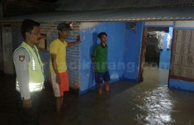 muara-gembong-warga-dan-polisi-siaga