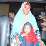 Asifah warga Desa Tambun, Rt 03/02 saat mendatangi RS. Karya Medika II Tambun, Jum'at (15/07).