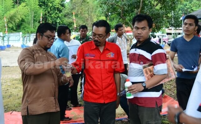 Pelatihan teknologi mikroba ini dihelat di Pendopo Talagamanggung, Desa Kertasari, Kecamatan Pebayuran, Minggu (21/08).