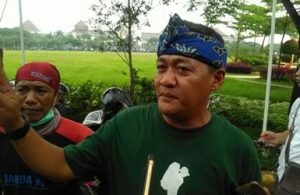 Vice President FSPMI, Obon Tabroni saat ditemui disela-sela aksi buruh di Komplek Perkantoran Pemkab Bekasi, Selasa (27/02).