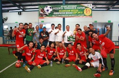 Tim Futsal PDAM Tirta Bhagasasi menjadi juara I turnamen futsal antar instansi yang terselenggara atas kerjasama wartawan media center DPRD Kabupaten Bekasi dengan Kejaksaan Negeri Kabupaten Bekasi dalam rangka Hari Adhyaksa ke 58 tahun 2018.
