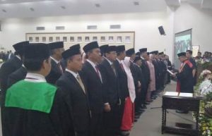 Prosesi pelantikan anggota DPRD Kabupaten Bekasi periode 2019 - 2024, Kamis (05/09).