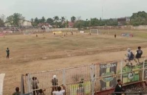 Laga antara Persipo versus Persikasi di Stadion Mulawarman Purwakarta, Kamis (22/08) sore.