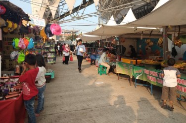 Suasana Pekan Raya Kabupaten Bekasi (PRKB) 2019 di Komplek Stadion Wibawa Mukti, Rabu (25/09) sore.