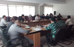 rapat komisi III dprd kabupaten bekasi pgn