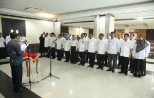 22 pejabat Eselon II yang terkena rotasi jabatan di lingkungan Pemkab Bekasi, Rabu (19/06) | Foto: Humas Pemkab Bekasi