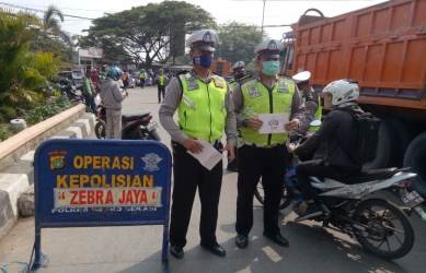 Operasi Zebra Jaya oleh Anggota Satlantas Polres Metro Bekasi