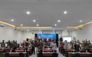 Acara pengukuhan Pokdarwis Pesona Wanajaya Cibitung serta Sembilangan Bahari Tarumajaya oleh Dinas Pariwisata Kabupaten Bekasi di hotel Primebiz Cikarang Selatan, Selasa (15/06).