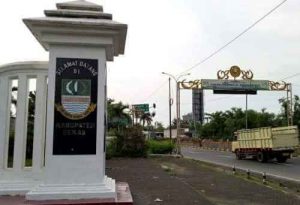 Tugu Selamat Datang Kabupaten Bekasi