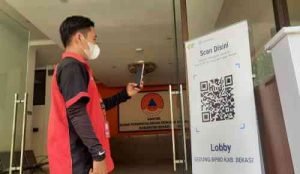 Pnereapan aplikasi Peduli Lindungi di Kantor BPBD Kabupaten Bekasi