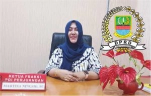 Ketua Fraksi PDI Perjuangan DPRD Kabupaten Bekasi, Martina Ningsih.