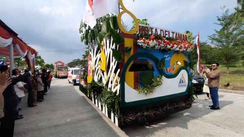 Lomba Karnaval dan Mobil Hias dalam rangka memeriahkan Hari Ulang Tahun (HUT) Republik Indonesia yang ke-77 tahun, Rabu (17/08).