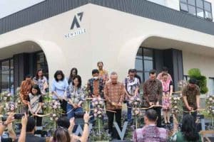 Peresmian ‘marketing gallery’ dan ‘show unit’ untuk “Newville” ” sebuah hunian baru lima lantai yang berkonsep gaya hidup baru serta penuh warna dengan suasana internasional di jantung kota Lippo Cikarang.