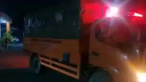 Senin (21/11) malam BPBD Kabupaten Bekasi beserta komunitas relawan kebencaan tiba di Cianjur. dan langsung berkoordinasi dengan BPBD Kabupaten Cianjur untuk pemasangan tenda darurat serta pendistribusian bantuan logistik.