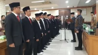 Penjabat Bupati Bekasi Dani Ramdan Berikan Tugas Khusus Kepada Dewan Pendidikan Kabupaten Bekasi Perihal Peningkatan RLS Kabupaten Bekasi.