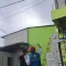 Edukasi dilakukan secara door to door oleh Team Leader Keselamatan, Kesehatan Kerja Lingkungan dan Keamanan PLN UP3 Cikarang