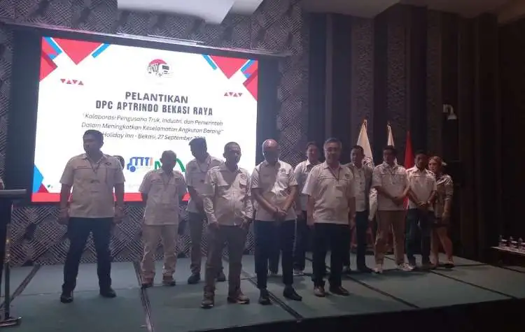 Kepengurusan DPC Asosiasi Pengusaha Truk Indonesia (Aptrindo) Bekasi Raya periode 2023 – 2028 resmi dilantik. Dibawah komando Marcos Nasution, DPC Aptrindo Bekasi Raya berupaya membangun sinergi dengan pemerintah daerah dan seluruh stakeholder di wilayahnya.