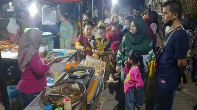 Sundanise Cultural Event yang diselenggarkan di Warung Djontor, Desa Hegarmukti, Kecamatan Cikarang Pusat, Kabupaten Bekasi  oleh pemuda setempat dinilai membantu para pelaku Usaha Kecil Menengah Mikro (UMKM). Salah satunya sebagai media pemasaran,