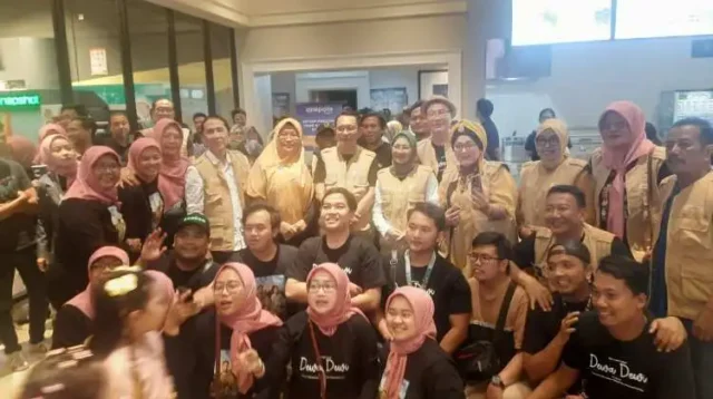 Gala Premiere film Dewa Dewi di Cinepolis Distric 1 Meikarta, Kecamatan Cikarang Selatan. Proses pembuatan film layar lebar bergenre drama romantis dan komedi ini sepenuhnya dilakukan dengan mengambil latar belakang pariwisata di Kabupaten Bekasi.