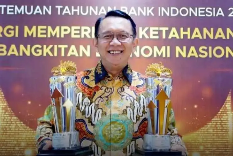 Pemerintah Kabupaten Bekasi berhasil meraih penghargaan terbaik pertama kategori Digitalisasi Ekonomi Daerah dan kategori Elektronifikasi Transaksi Keuangan Pemerintah Daerah, pada ajang Bank Indonesia Awards Tahun 2023.