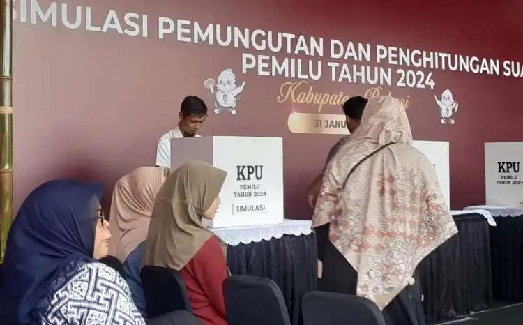 Simulasi pemungutan dan penghitungan suara pada Pemilu 2024 di Kabupaten Bekasi dengan aplikasi Sirekap.