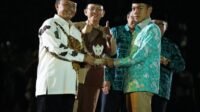 Qori dan Qoriah Kabupaten Bekasi berprestasi akan menerima bonus dari Pemerintah Daerah usai mengantarkan Kabupaten Bekasi Juara Umum MTQ Tingkat Jawa Barat untuk pertama kalinya.