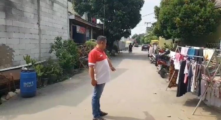 Lokasi pemukulan yang dilakukan oleh seorang pria dewasa terhadap anak-anak hingga pingsan di Perumahan Villa Mutiara 2 Desa Sukasejati Kecamatan Cikarang Selatan, Kabupaten Bekasi.