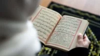 Pemerintah Kecamatan Muaragembong mengajak warga di wilayahnya untuk menghidupkan kembali tradisi mengaji atau membaca Al-Quran setiap selesai shalat magrib