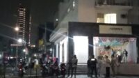 Hingga Selasa (27/08) malam kondisi di di Ruko Cikarang Square, Desa Pasirsari, Kecamatan Cikarang Selatan, Kabupaten Bekasi terpantau sudah dalam keadan kondusif, namun masih dalam pemantauan petugas. Sejumlah anggota kepolisian disiagakan guna menghindari terjadinya bentrok susulan.