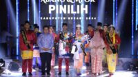 Malam Final Pemilihan Abang dan Mpok (Ampok) Kabupaten Bekasi tahun 2024 di area Kolam Renang Aquatic Stadion Wibawamukti, Kelurahan Sertajaya, Kecamatan Cikarang Timur, Sabtu (21/09) malam.