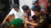 Ketua DPC PDI Perjuangan Kabupaten Bekasi, Soleman alias SL ditetapkan sebagai tersangka kasus dugaan gratifikasi oleh Kejaksaan Negeri Kabupaten Bekasi, sehari setelah dirinya dilantik menjadi pimpinan DPRD Kabupaten Bekasi periode 2024 - 2029, Selasa (29/10).