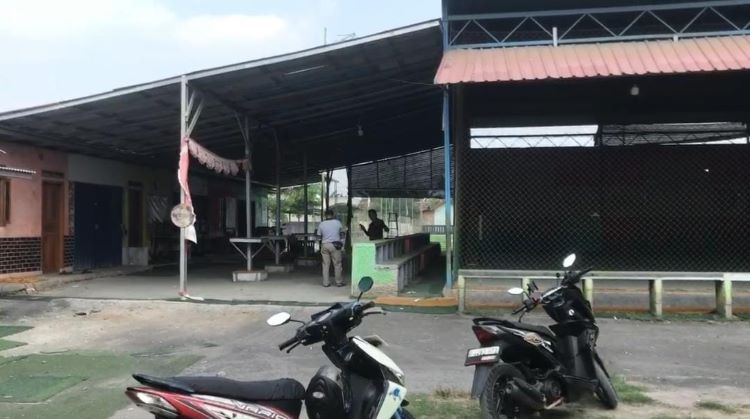 Seorang gadis ABG berusia 13 tahun diduga jadi korban pencabulan oleh oknum pelatih futsal di Karangsetia, Karangbahagia, Kabupaten Bekasi