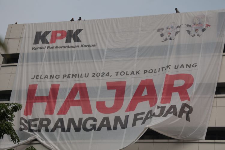 Pemilihan Calon Bupati dan Wakil Bupati di Pilkada Serentak 2024 Kabupaten Bekasi masih dibayang-bayangi politik uang