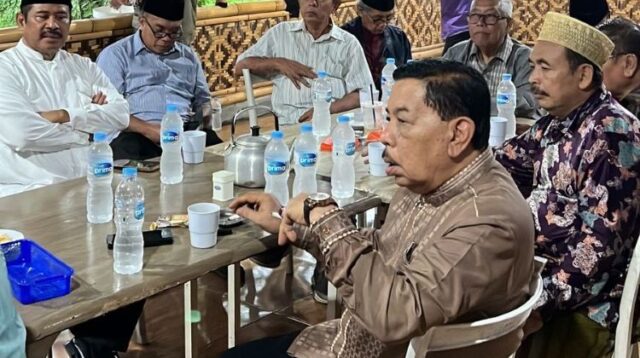 Ketua Format Bekasi Raya, Apuk Idris mengatakan dukungan kepada pasangan calon bupati dan wakil bupati Bekasi Dani Ramdan - Romli di Pilkada 2024 lantaran keduanya dinilai menjadi sosok yang tepat untuk menyelesaikan sejumlah persoalan yang ada di Kabupaten Bekasi.